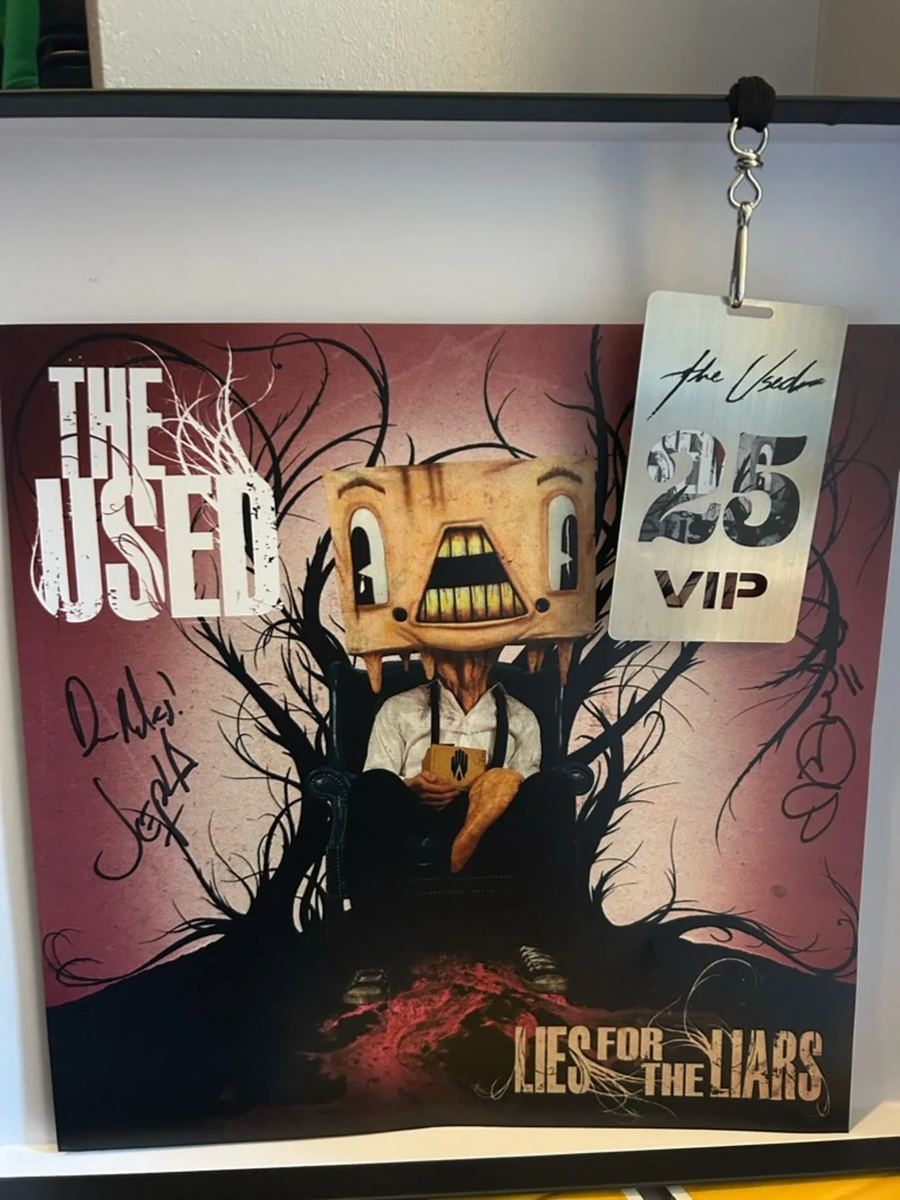 The Used 25 Black Graphic Tote Bag - Picture 3 of 5